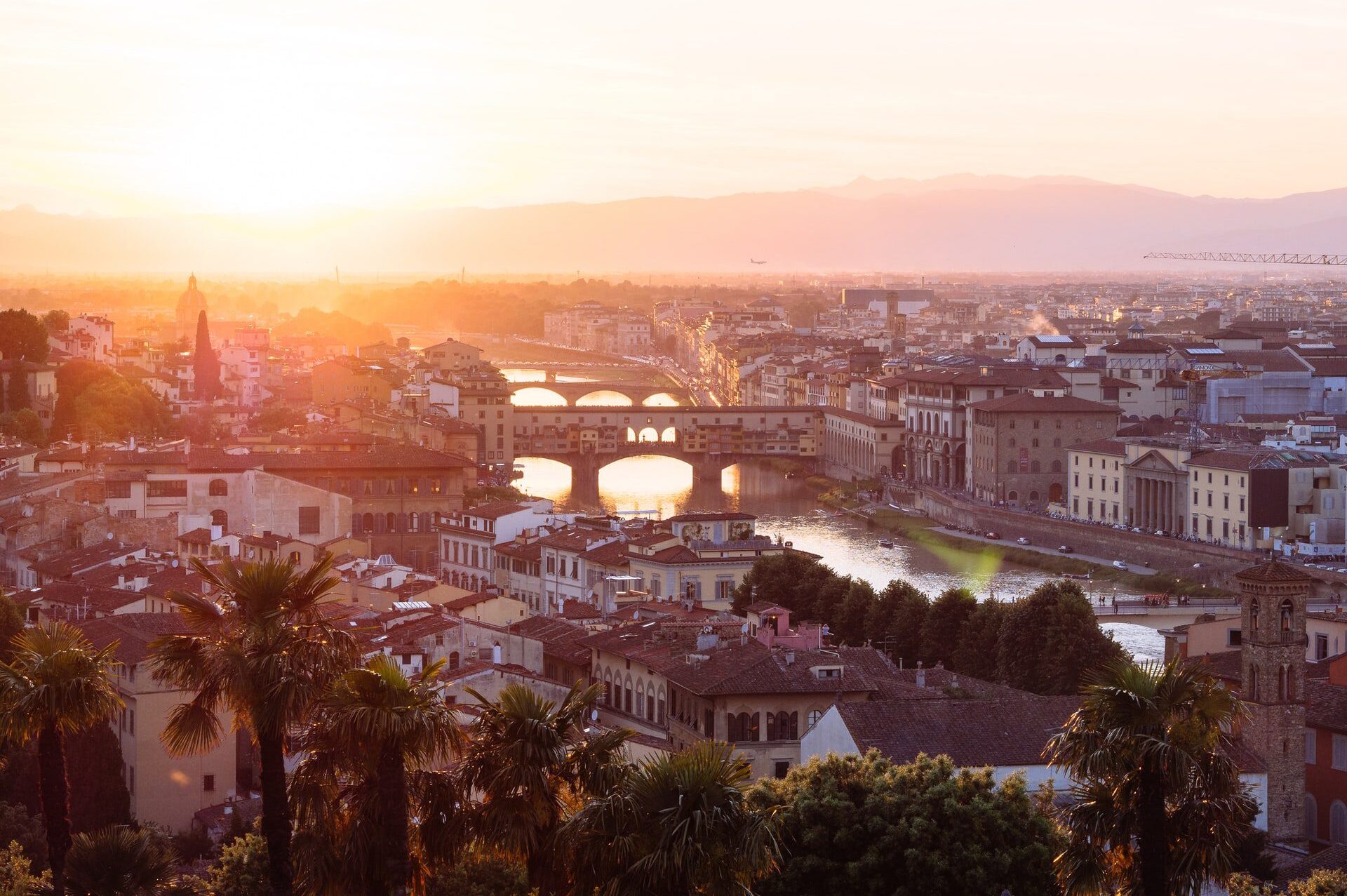 Florence at sunset - the perfect setting of style, history and beauty for your wedding party or corporate event