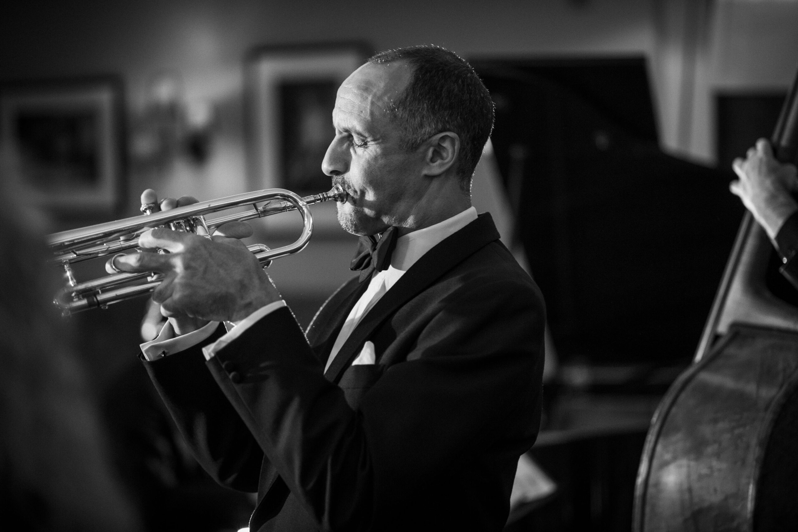 Karl Ribble Singer Karl Charity | Jazz Trumpets and Singer Europe | Après Ski Bands